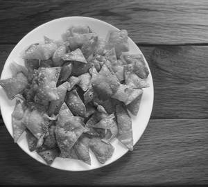 Spicy Diamond Cut (250 Gms)