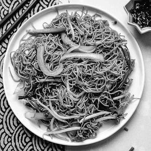 Veg Cantonese Noodles