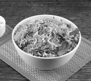Veg Biryani With Raita