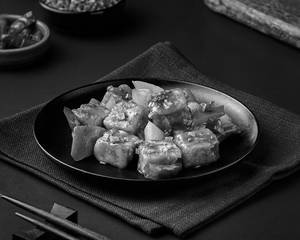 Schezwan Paneer (Dry)
