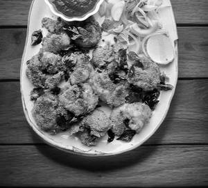 Prawns Masala Rava Fry 8Pcs (Haya Restaurant)