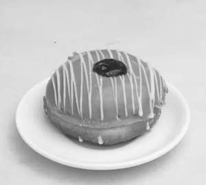 Raspberry doughnut