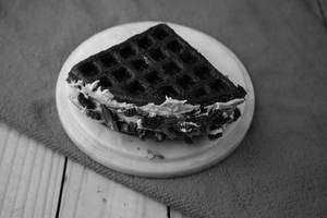Kiki & Oreo Cream Waffle