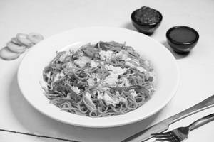Egg Schezwan Noodles