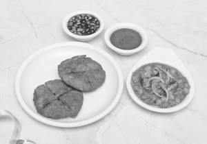 Aloo Tikki with Choley