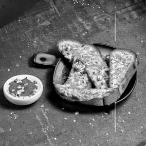 Schezwan Gobi Cheese Toast 