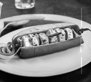 Paneer Tandoori Hot Dog