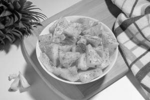 Masala Pineapple Bowl (300 Gms -325 Gms )