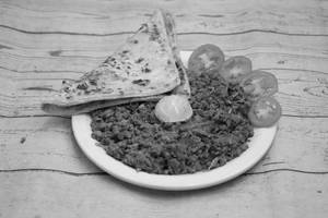 Chicken Keema Alishan Paratha