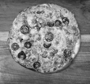 Maida - Veg Treats Pizza