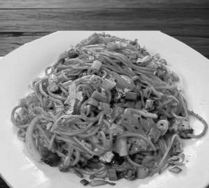 Schezwan Noodles Chicken