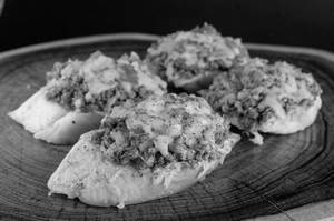 Chicken Kheema Garlic Bread