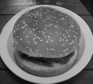 Paneer Delight Burger