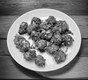 Veg manchurian [8 pieces]