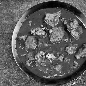 Murg Bhuna Hari Mirchi