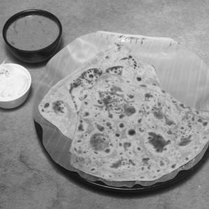 2 Chapati With Paneer Butter Masala