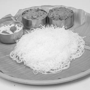 Idiyappam Vada Curry