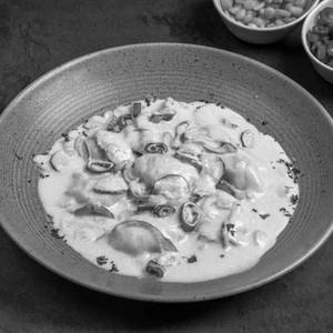Ravioli In Cream Sauce & Paprika