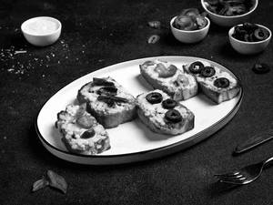 Exotic Crostini