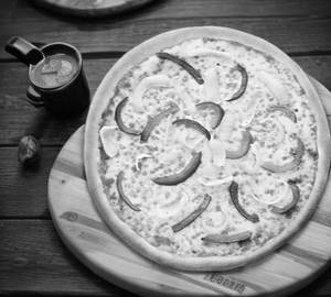 Onion Capsicum Pizza