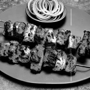 Chicken Tikka Lehsuni (garlic)