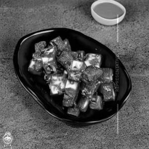 Black paper paneer dry