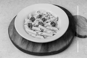 White Sauce Pasta (Penne)                                                       