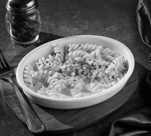 White  sauce pasta