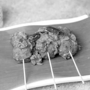 Unzhundu Bombs