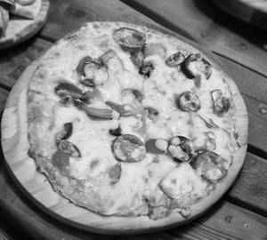 Veg exotic pizza