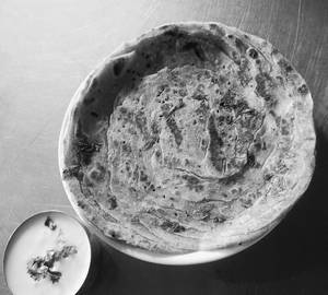 Laccha Paratha                 