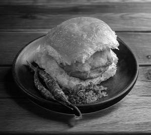 Classic Vadapav