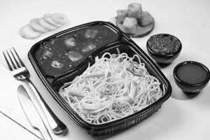 Paneer Manchurian + Hakka Noodles Combo