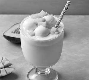 Litchi Milkshake