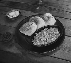 Egg Bhurji With 3 Pavs