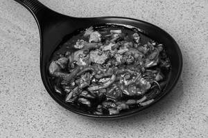 Stir-fried Black Pepper Sauce (Chicken)