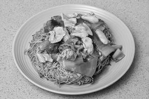 Pan Fried Noodles - Chicken