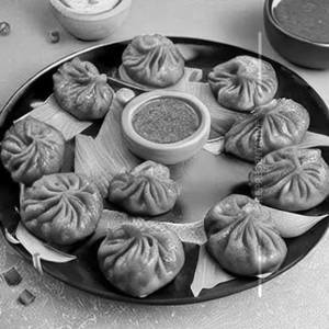 Schezwan Spicy Chicken Momos