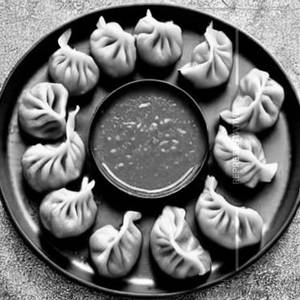 Veg  Steamed Gravy Momos