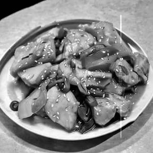 Sliced Steamed Chicken in Oyster Sauce