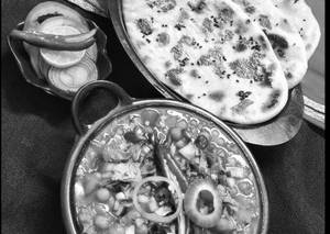 Punjab Da Chole Kulcha (1pcs)
