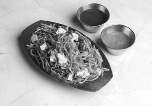 Schezwan Panneer Noodles