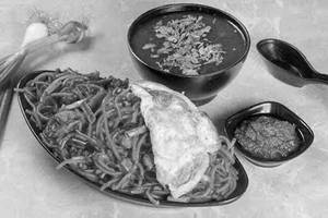 Chicken Triple Schezwan Noodles