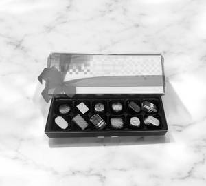 Alpha Box 12 Cavity Assorted  Chocolates [12 Pieces]