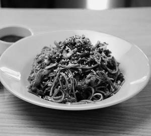 Chicken garlic noodles