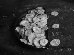 Banana Tomato Chips - 200 Gms