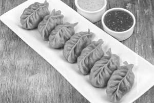 Veg  Fried Gravy Momos