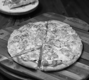 Paneer Tikka Masala Cheese Burst Pizza [7 Inches]