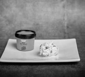 Red Velvet Ice Cream [1 Cup, 100 Ml]