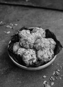 Almond Cookies